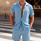 Herren nan geripptes Feinstrick-Lounge-Set mit kurzärmligem Revershemd und Kordelshorts R&B