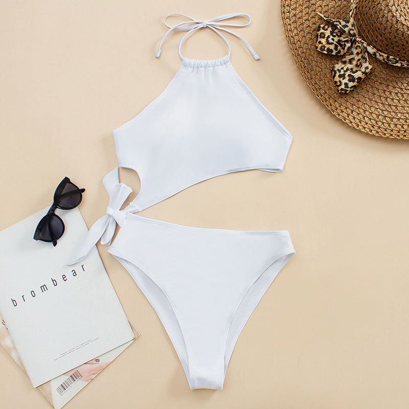 Damen Einteiliger Badeanzug mit asymmetrischem Schnitt und eleganten Details R&B