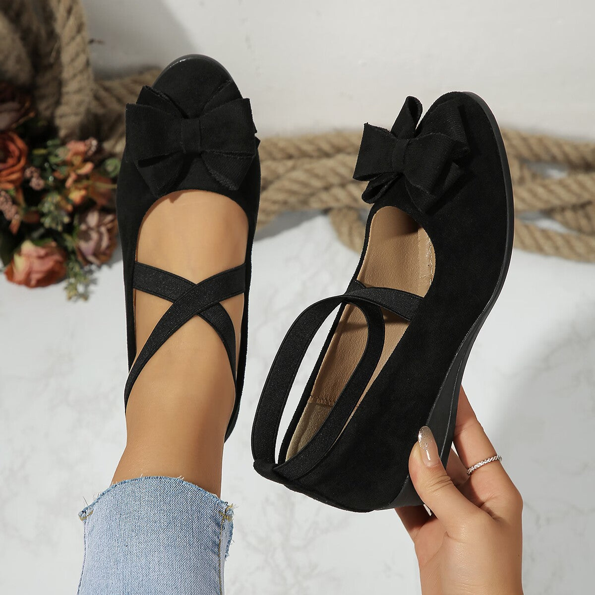 Damen Wedgesandalen mit dekorativem Schleifen-Detail und elastischen Kreuzriemen R&B