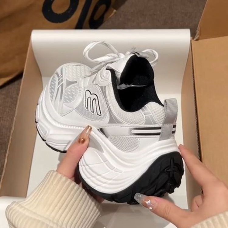 Damen Sportliche Sneakers mit atmungsaktivem Obermaterial und optimaler Dämpfung R&B
