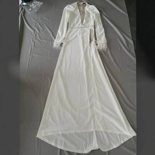 Damen Glamouröses Abendkleid mit funkelnden Pailletten und transparenten Einsätzen R&B