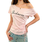 Damen Off-Shoulder T-Shirt mit Raffungen und modischem Schriftzug R&B