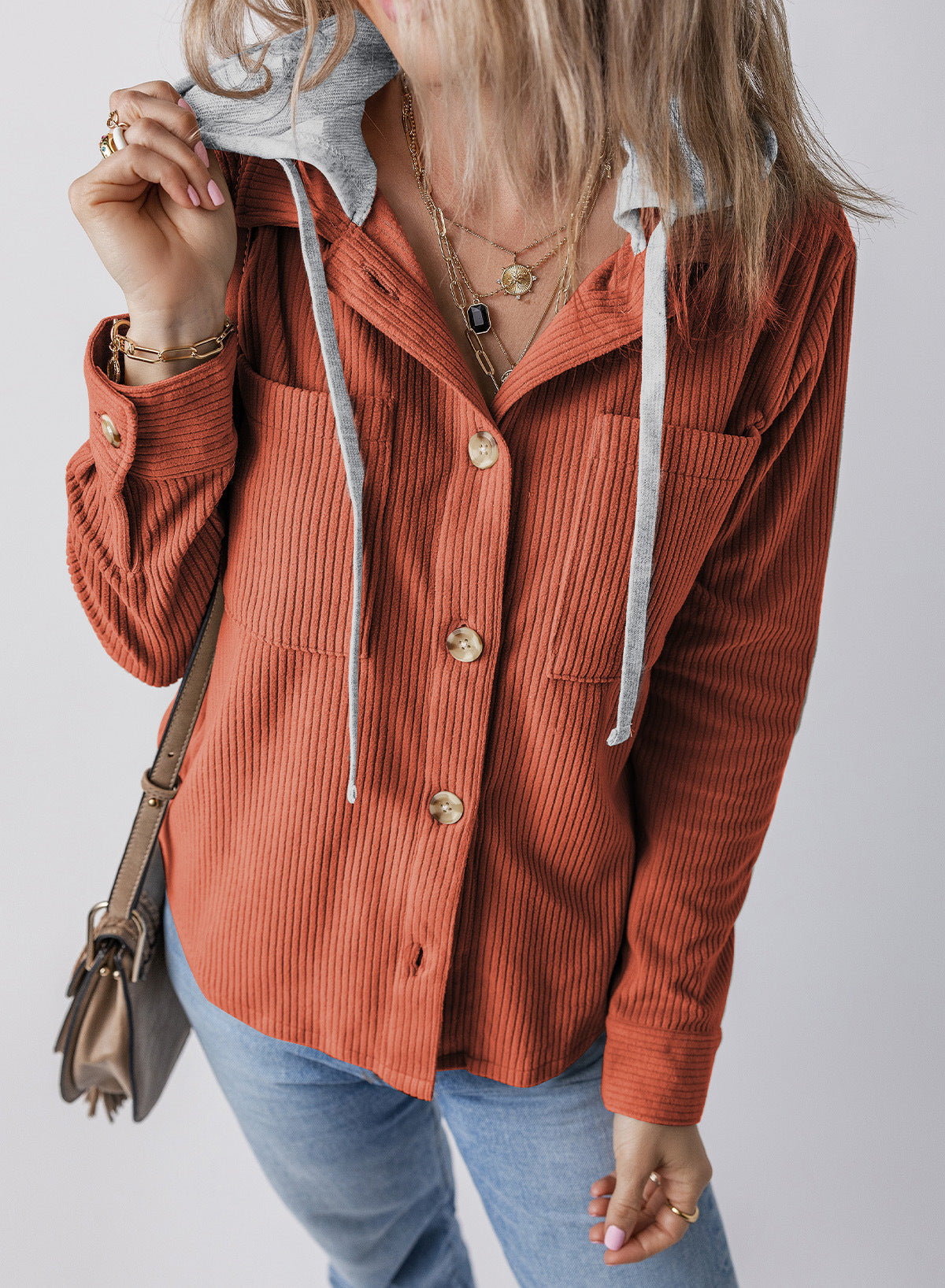 R&B | Revers Knopf Kapuzenjacke