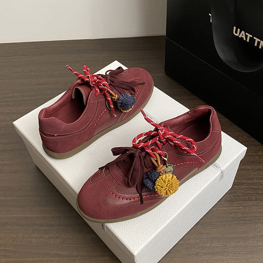 Damen Sneakers im modernen Design mit dekorativen Schnürsenkeln R&B
