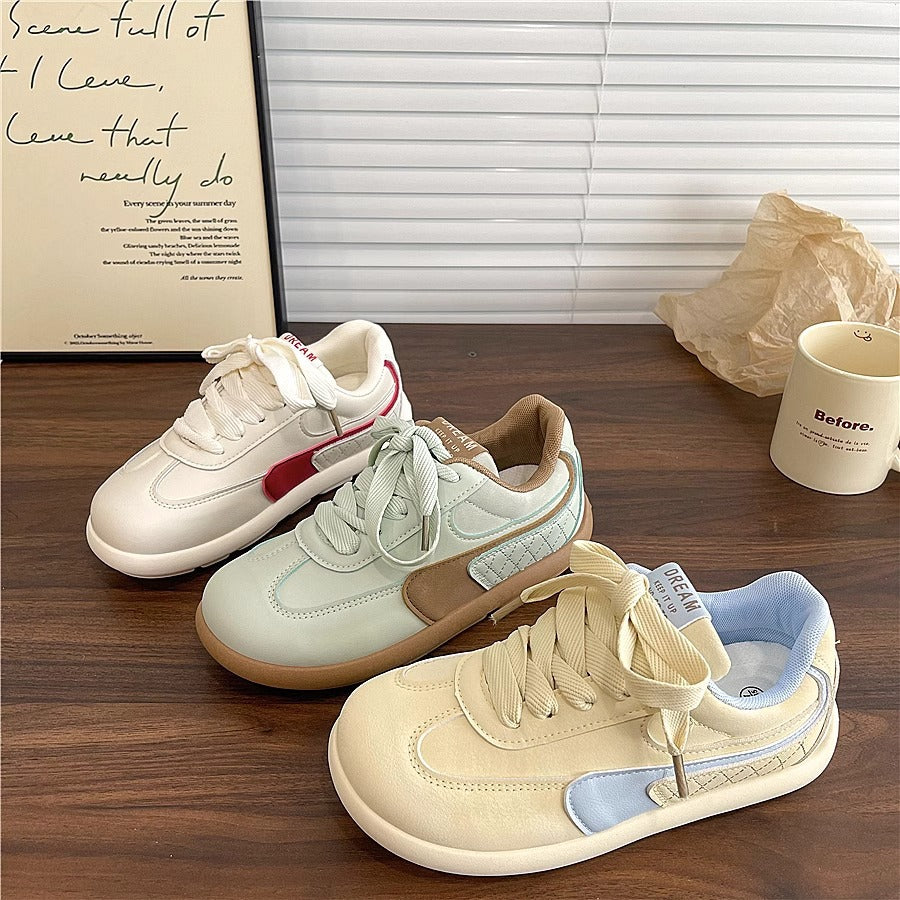 Damen Sneakers mit sportlichem Design und atmungsaktiven Einsätzen R&B