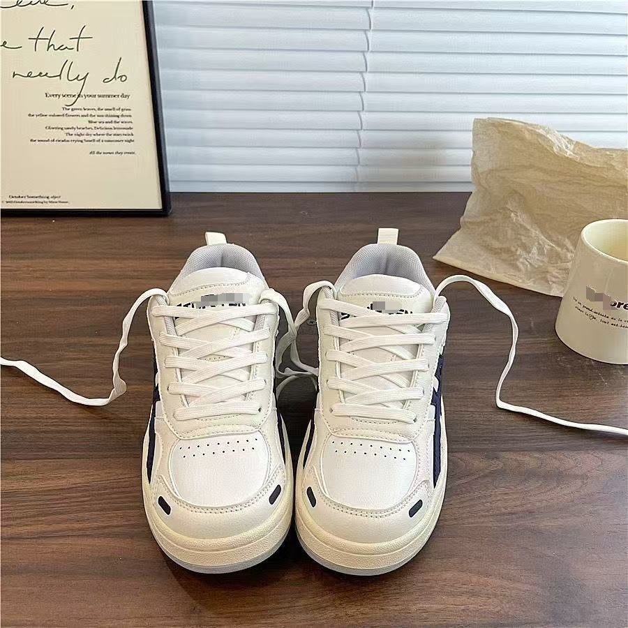 Damen Sportliche Sneaker mit atmungsaktiver Obermaterialkombination und dämpfender Sohle R&B
