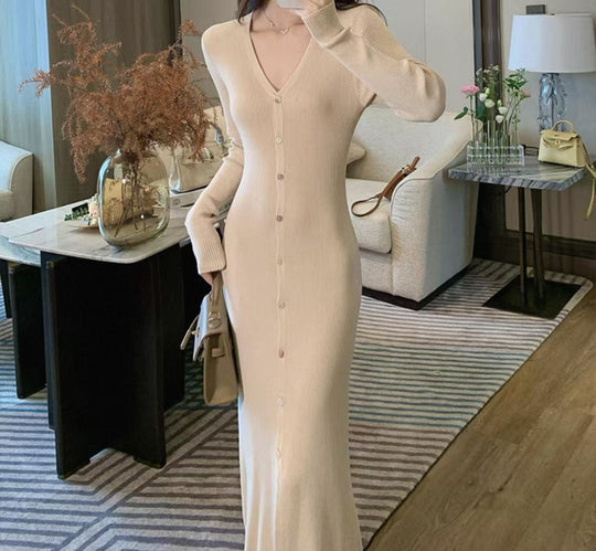 Damen Elegantes Maxikleid mit Knopfdetails und V-Ausschnitt R&B