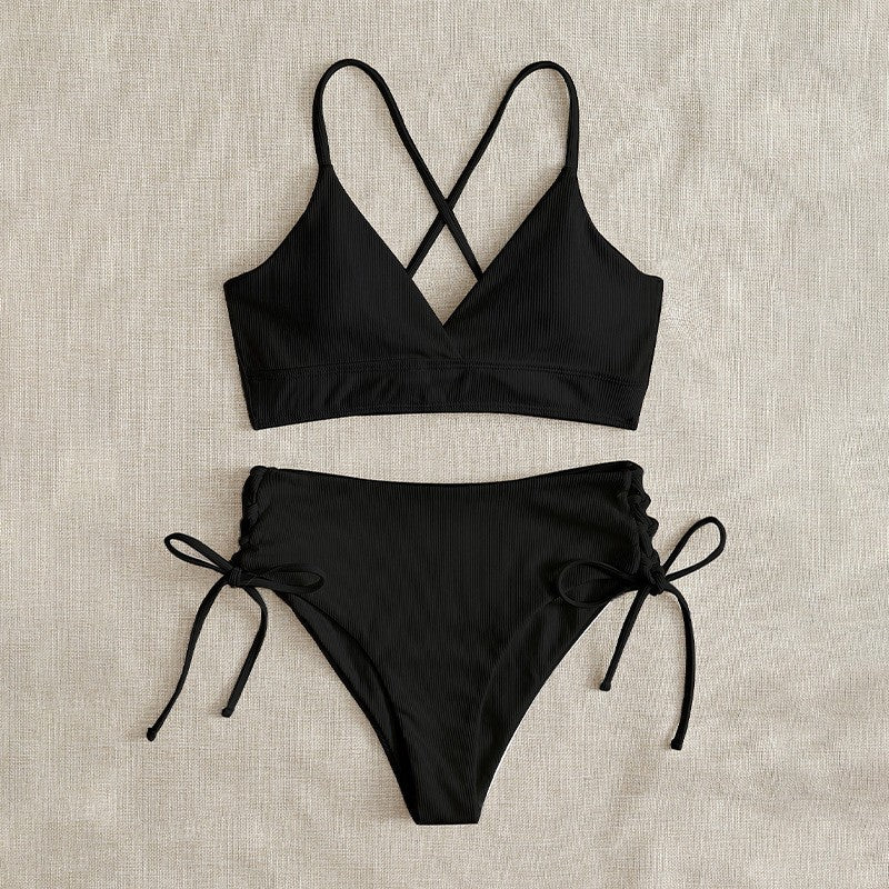 Damen Triangel-Bikini im modischen Wickeldesign mit verstellbaren BindR&Bändern R&B