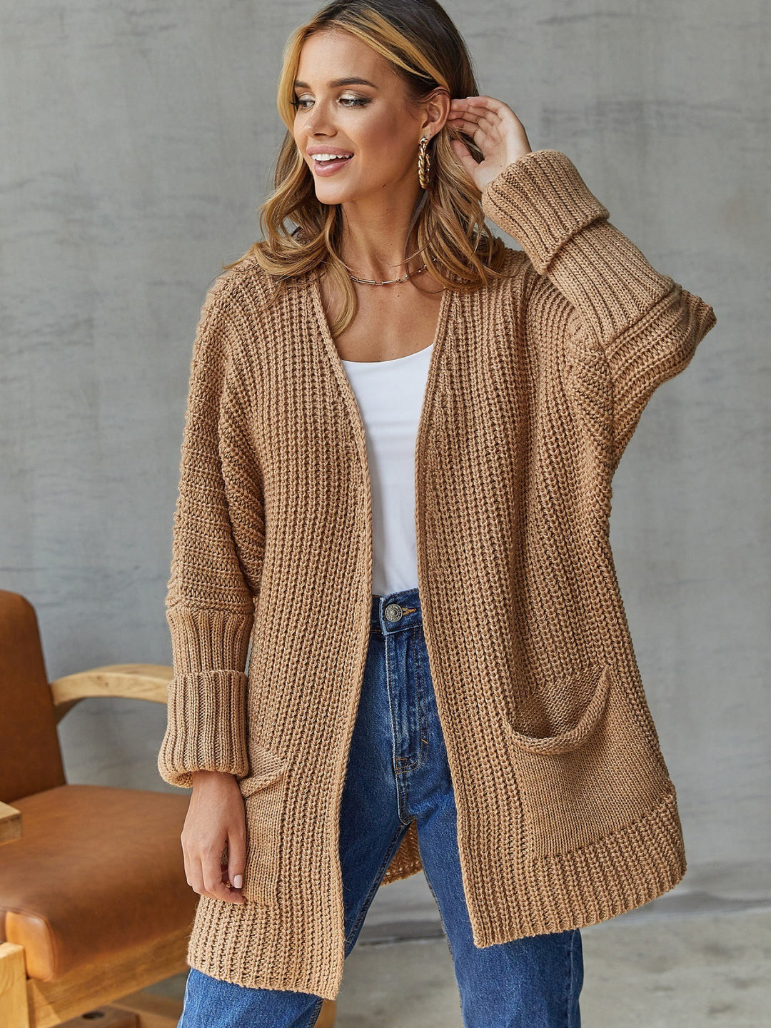 Damen gestrickter Cardigan mit großzügigen Taschen und strukturiertem Design R&B