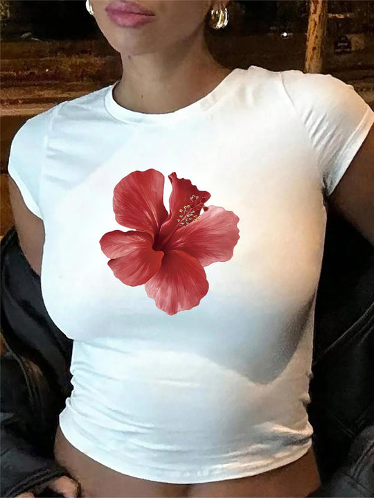Damen Crop-T-Shirt mit animalistischem Lippenmotiv und auffälligem Schriftzug R&B