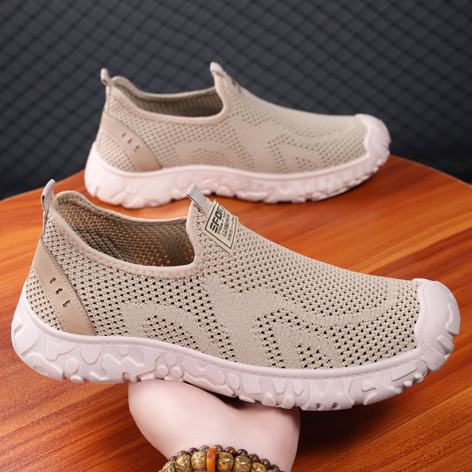 Damen Leichte und atmungsaktive Freizeitschuhe mit elastischem Einstieg R&B