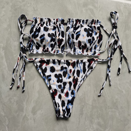 Damen Bandeau-Bikini mit voluminösen Rüschendetails R&B