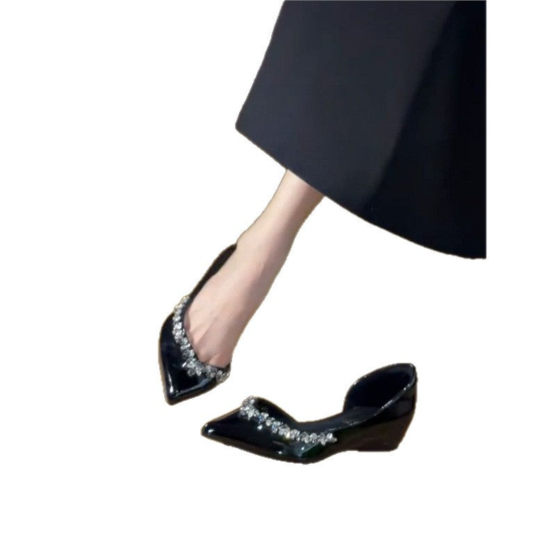 Damen spitze Wedge-Pumps mit kristallverziertem Riemen R&B