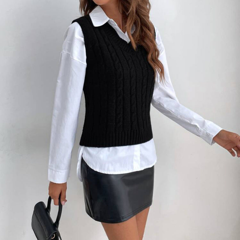 Damen Strickweste mit V-Ausschnitt und exklusivem Zopfmuster R&B