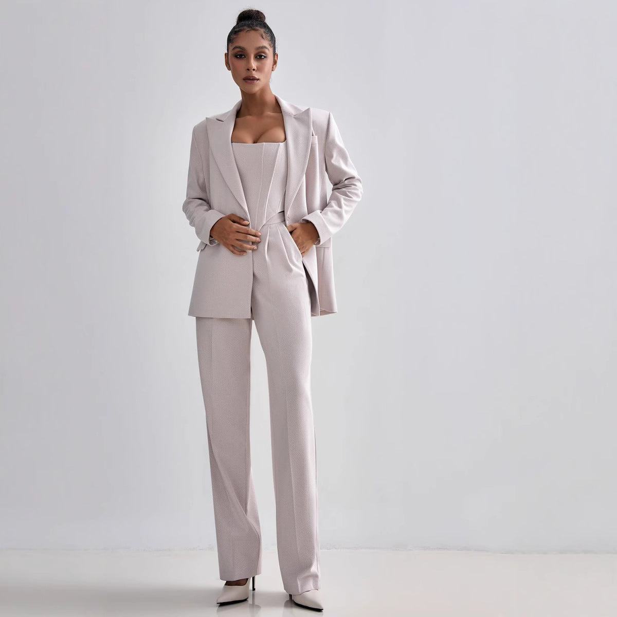 Damen Blazer mit Taillengürtel und schickem Revers R&B