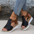 Damen Plattform-Sandalen mit breiten Riemen und elastischen Einsätzen R&B