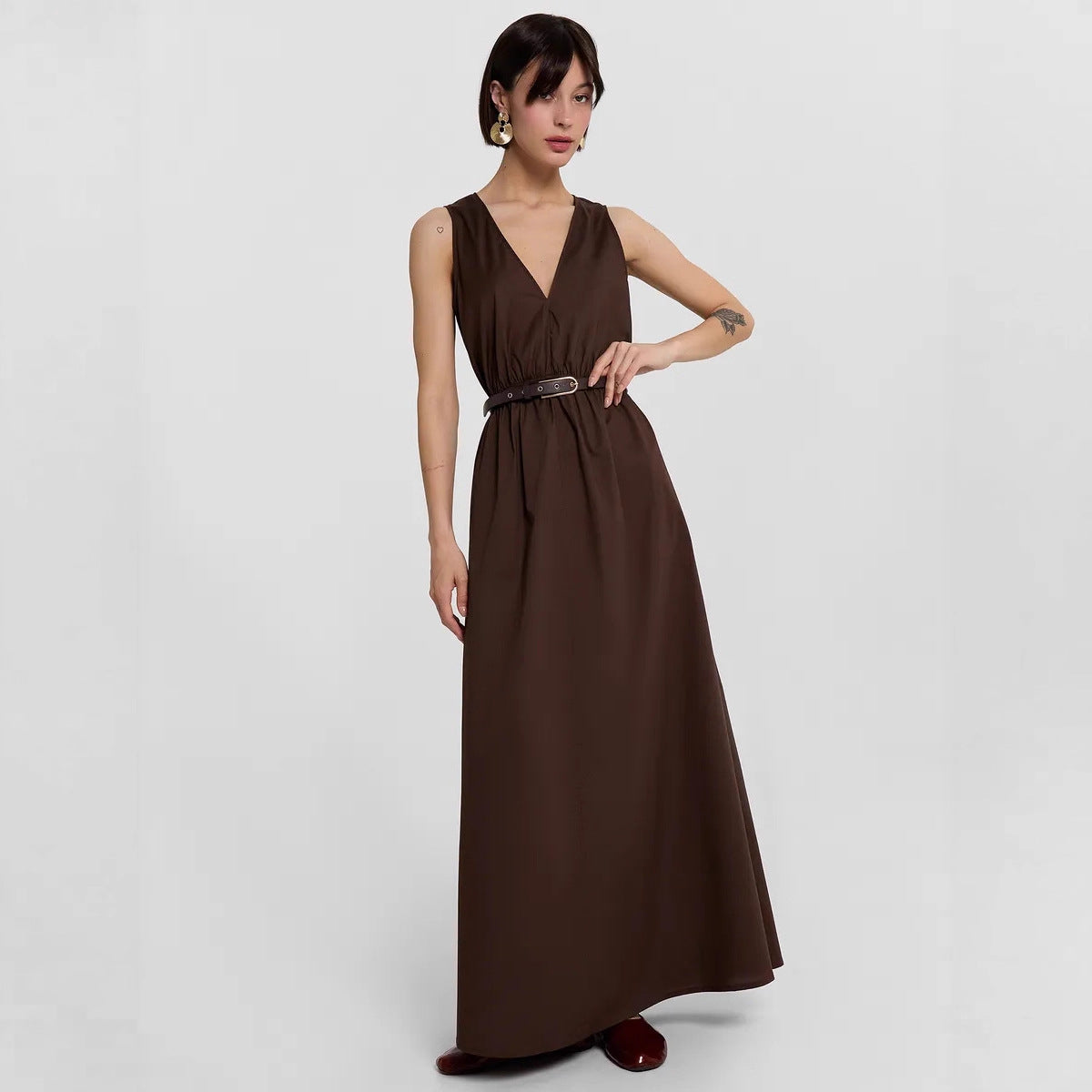 Damen Maxikleid mit stilvollem V-Ausschnitt und Taillengürtel R&B