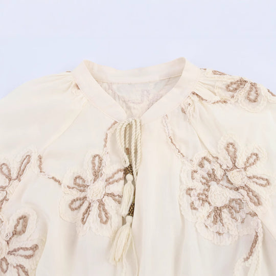 Damen Bluse mit floralem Stickmuster und eleganten Quasten R&B