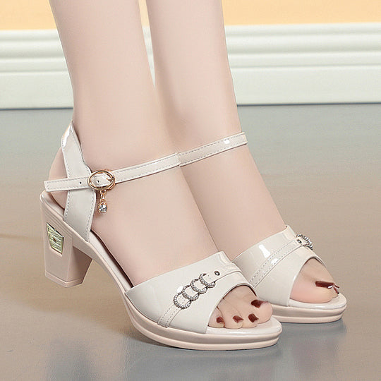 Damen elegante Absatzsandalen mit modischem Schnallenakzent und komfortablem Blockabsatz R&B