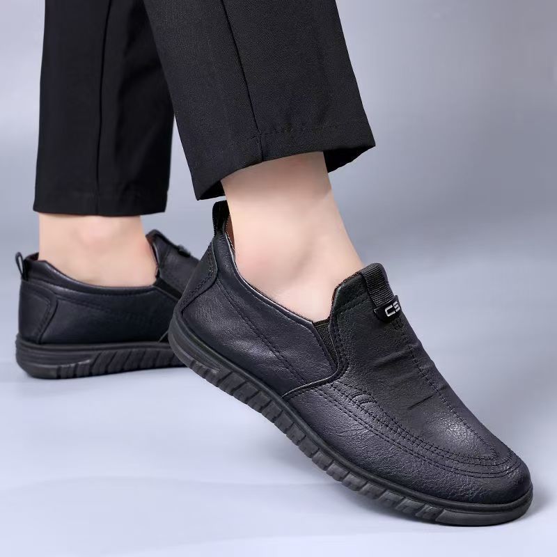 Damen elegante Slipper aus hochwertigem Leder R&B