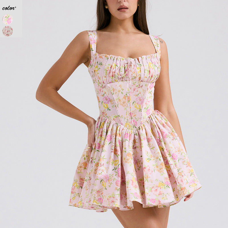 Damen Minikleid mit schulterfreien Rüschendetails und verspieltem Blumenmuster R&B
