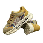 Damen Stilvolle und bequeme Sneakers mit markantem Design und stabiler Sohle R&B