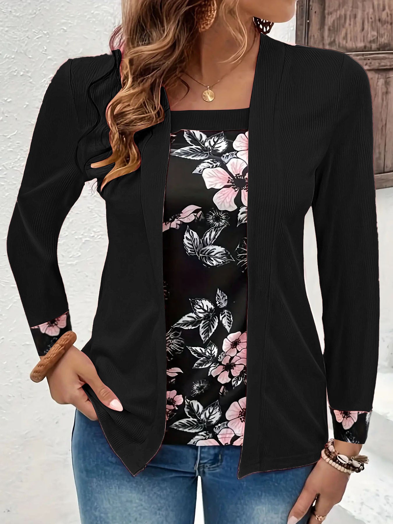 Damen Freizeitjacke mit modischem floralen Akzent und elegantem Schnitt R&B