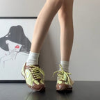 Damen sportliche Sneakers mit innovativem dämpfenden Sohlenprofil R&B