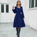 Damen Midikleid mit tailliertem Schnitt und eleganten Knopfdetails R&B