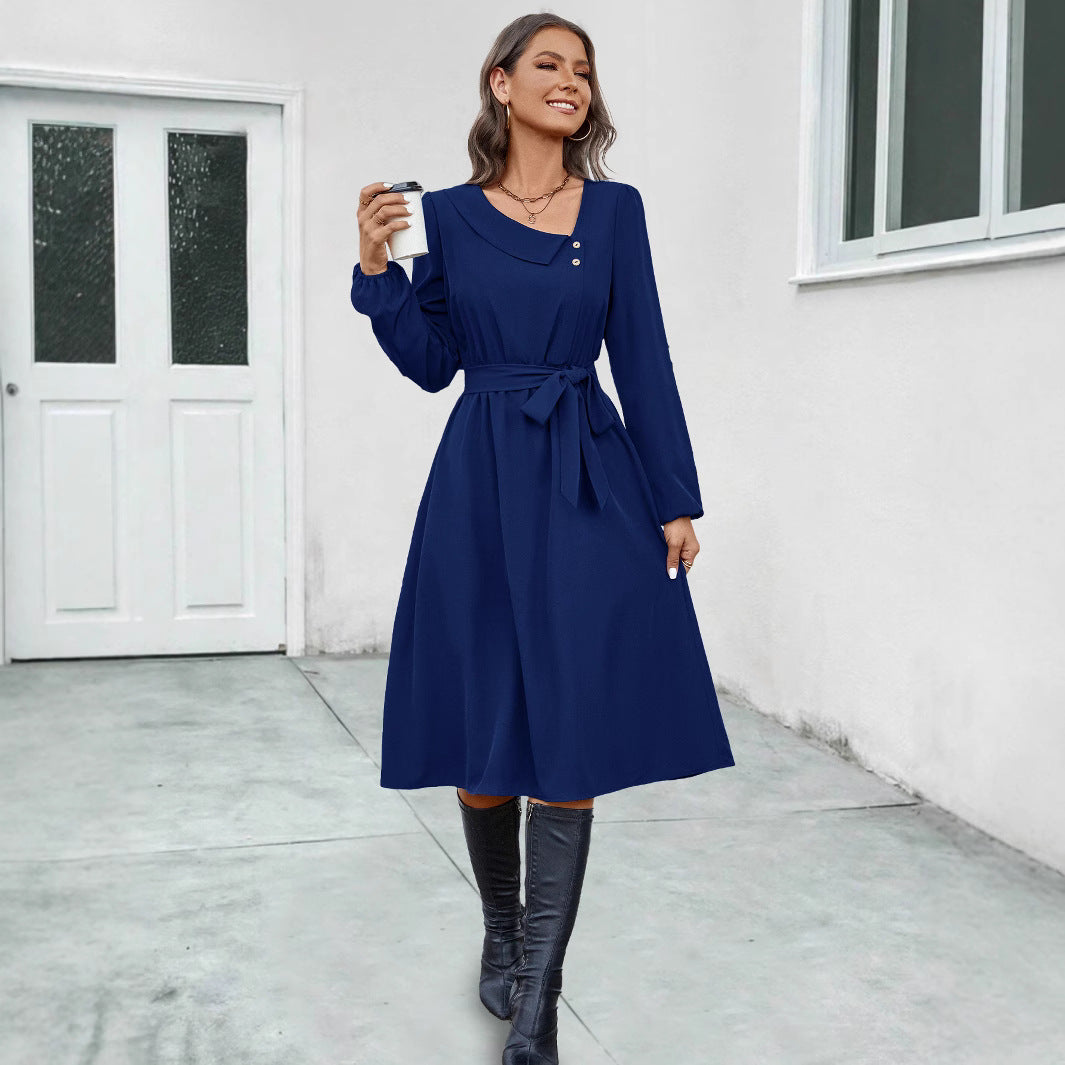 Damen Midikleid mit tailliertem Schnitt und eleganten Knopfdetails R&B