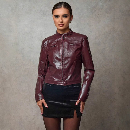 Damen Kurze Kunstlederjacke mit asymmetrischem Schnitt R&B