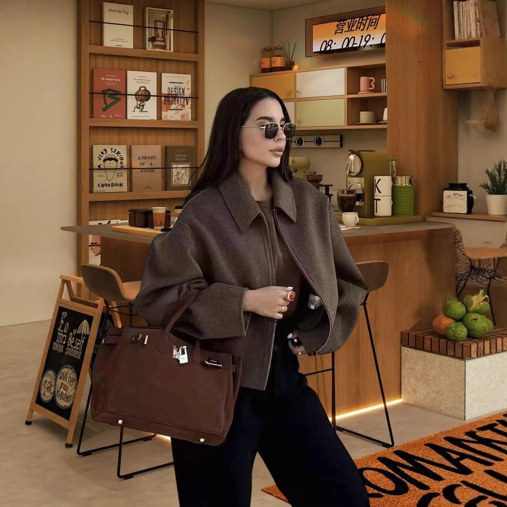 Damen Modische Kurzjacke mit voluminösen Ärmeln und lässigem Schnitt R&B