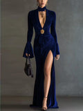 Damen Elegantes Samtkleid mit dramatischem Schlitz und Raffungen