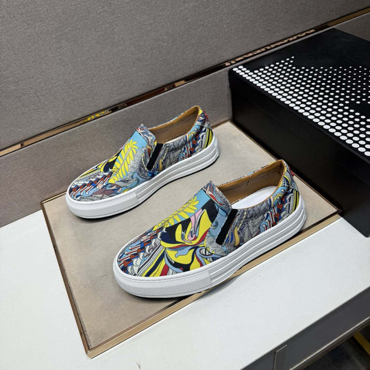 Damen Slip-On Sneakers mit kreativem Grafikdesign R&B