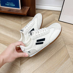 Damen Freizeit Sneakers mit atmungsaktiver Oberflächenstruktur und robustem Laufsohlenprofil R&B