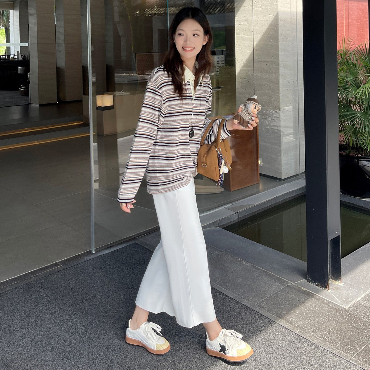 Damen modische Sneakers im Retro-Stil mit ergonomischer Dämpfung R&B