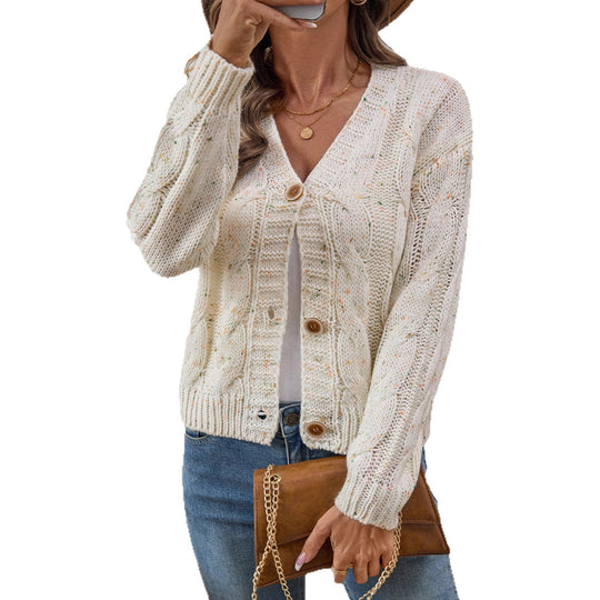 Damen Strickjacke mit Zopfmuster und knopfverziertem Ausschnitt R&B