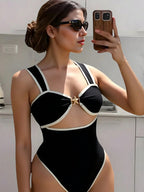 Damen Eleganter Einteiler Badeanzug mit kunstvollen Cut-Out-Details R&B