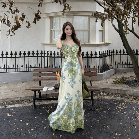 Damen Kleid mit floralem Rüschendesign und figurbetontem Schnitt R&B