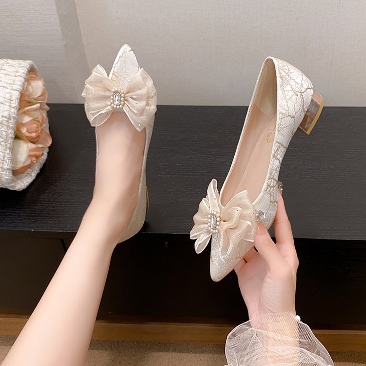 Damen elegante spitze Ballerinas mit floraler Applikation