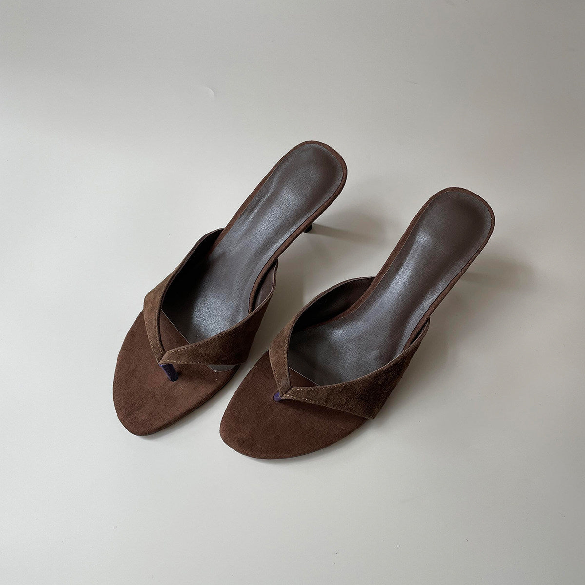 Damen elegante Slingback-Pantoletten mit geschwungenem Riemendesign