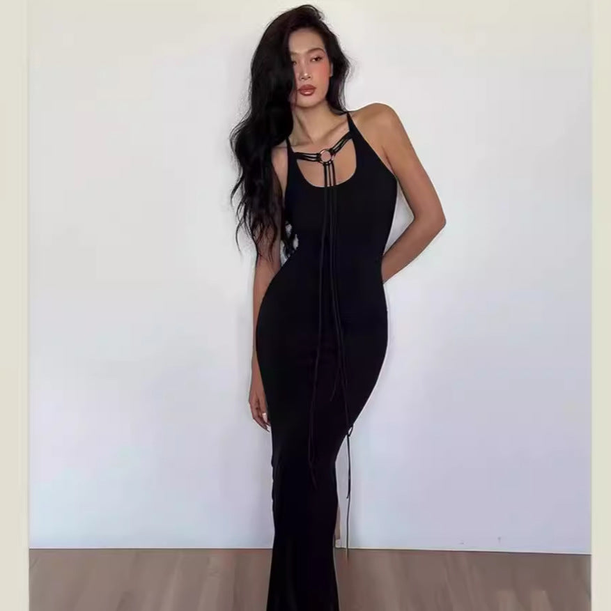 Damen elegantes Maxikleid mit verstellbaren Trägern und raffiniertem Ausschnitt R&B