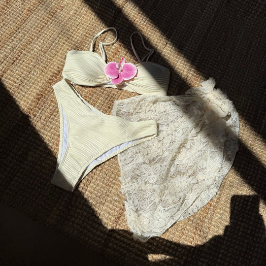 Damen Bikini-Set mit romantischem Spitzenüberwurf R&B