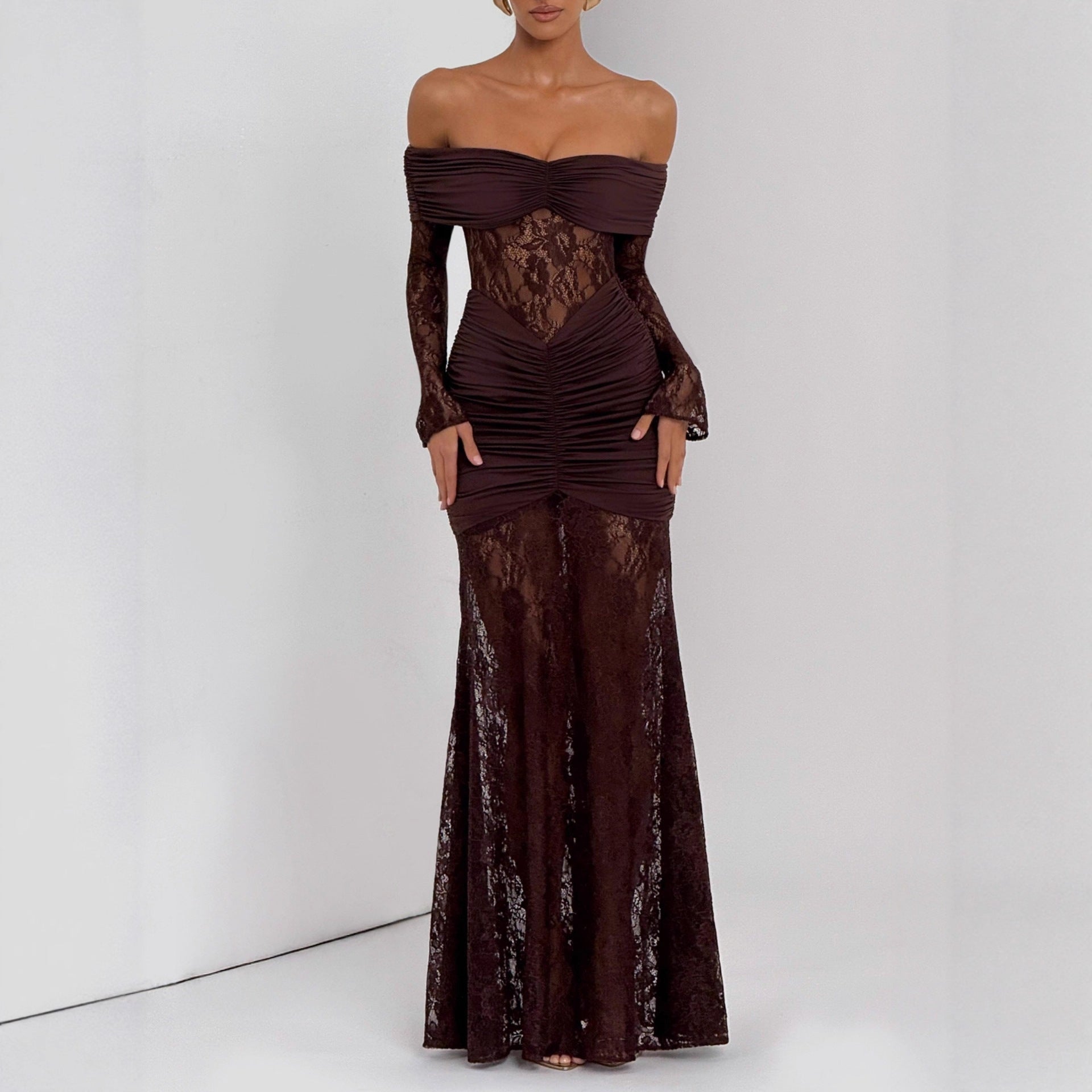 Damen Elegantes Spitzen-Maxikleid mit elegantem Off-Shoulder Design und Raffungen R&B