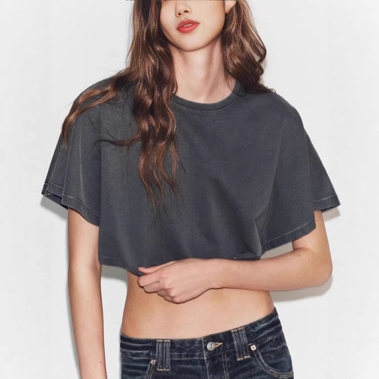 Damen cropped T-Shirt mit weit geschnittenen Ärmeln und weichem Baumwollmaterial R&B