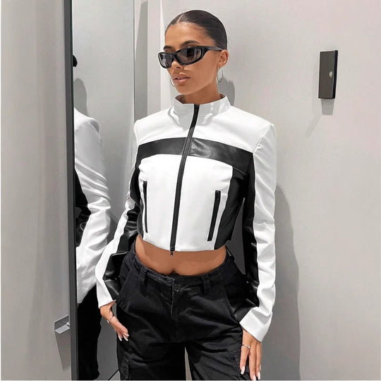 Damen Sportliche cropped Jacke aus Kunstleder mit Kontrastdetails R&B