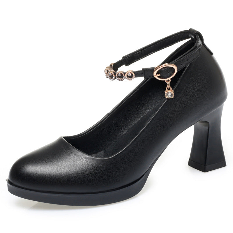 Damen Pumps mit elegantem Riemchen und funkelnden Schmuckdetails R&B