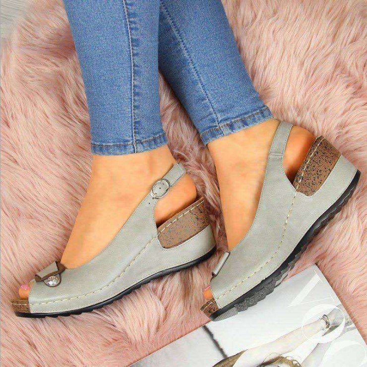 Damen Keilsandalen mit dekorativer Schnalle und komfortablem Fußbett R&B