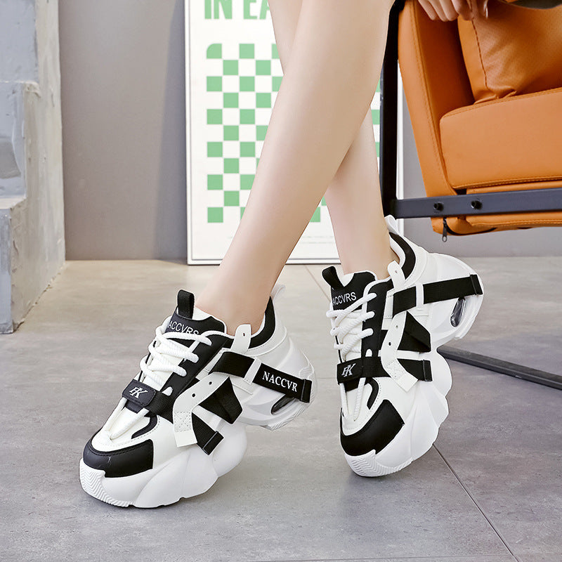 Damen Chunky Sneaker mit innovativem Design und gepolsterter Sohle R&B