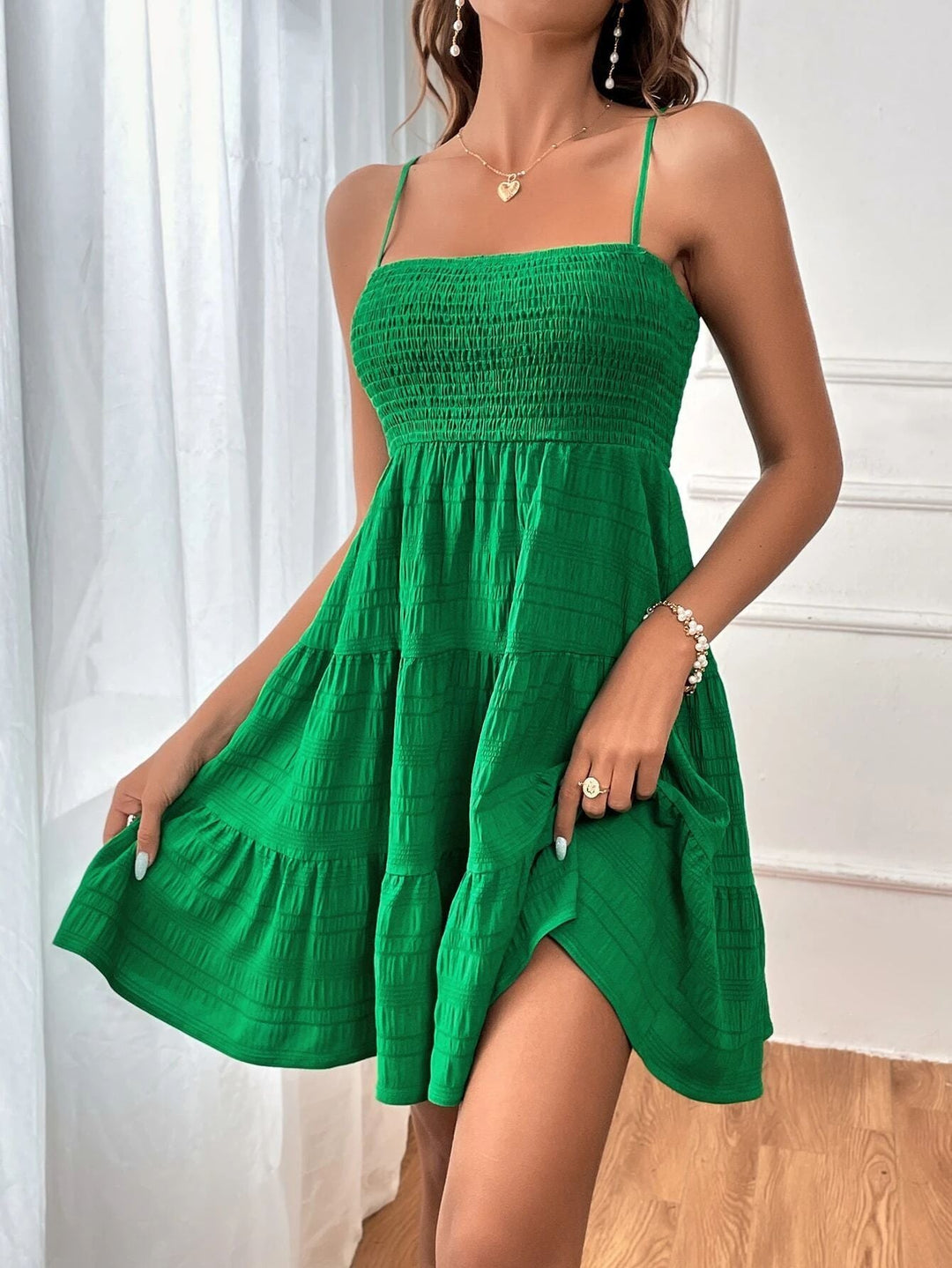 Damen Freizeitkleid mit Schmalen Trägern und Rüschendetails R&B